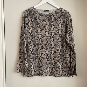 Zara Snakeskin Lightweight Sweater